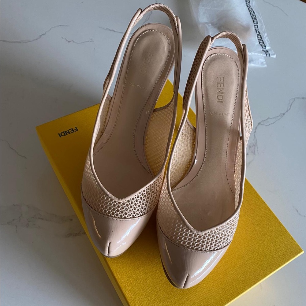 FENDI NUDE PATENT PUMPS HEELS NUDE 40 - Picture 6 of 8